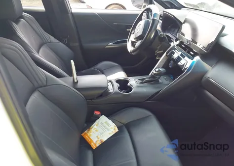 2021 Toyota Venza Limited из США, поврежденный, VIN JTEAAAAH6MJ036637